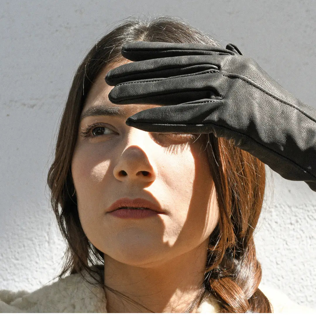 Guantes de Cabretilla Mía Negro para Mujer | Elegancia Atemporal