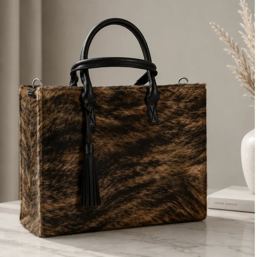 Cartera Milagros Tote café de cuero y pelo natural I La Pampa Leather